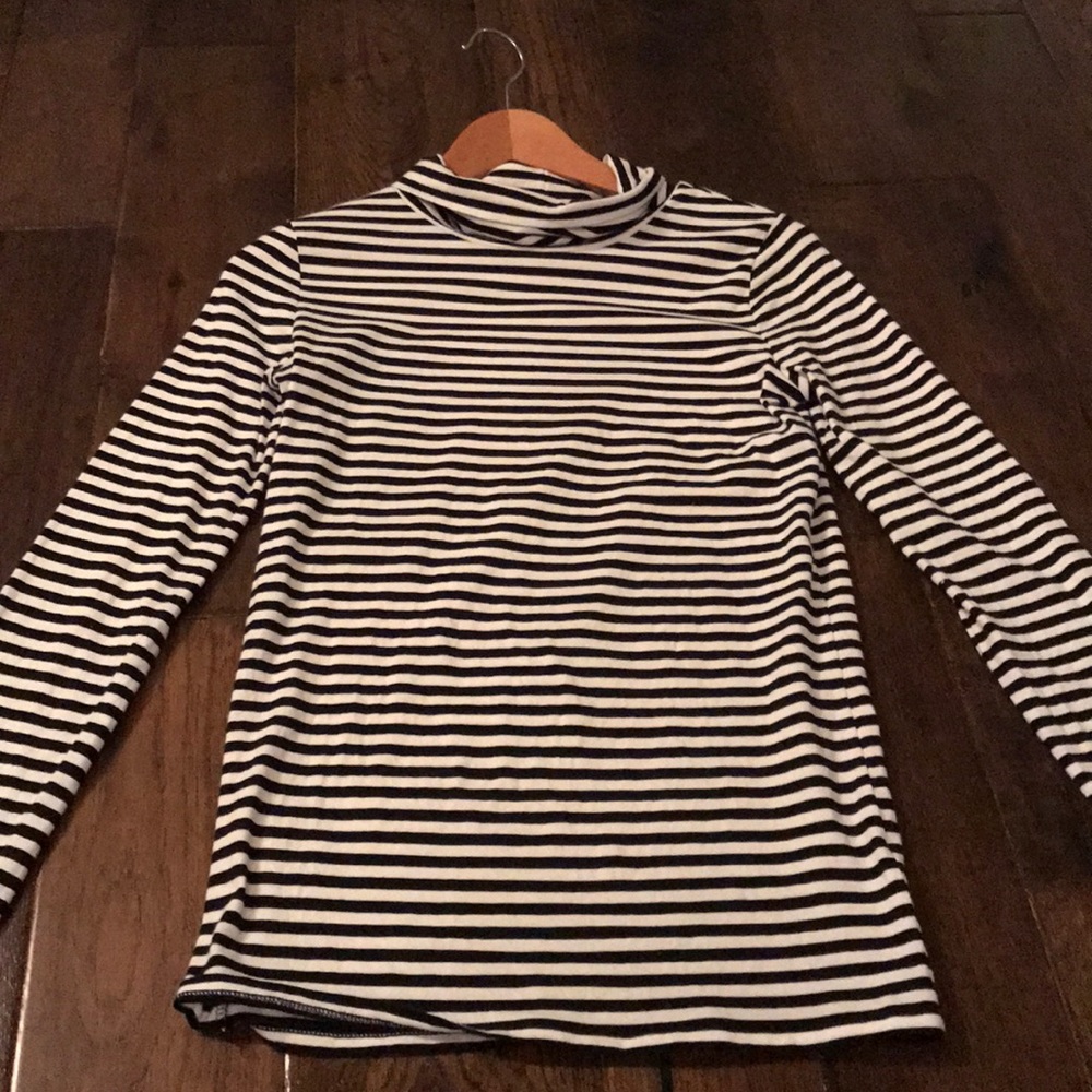 Long sleeve stripped shirt: Cat&Jack